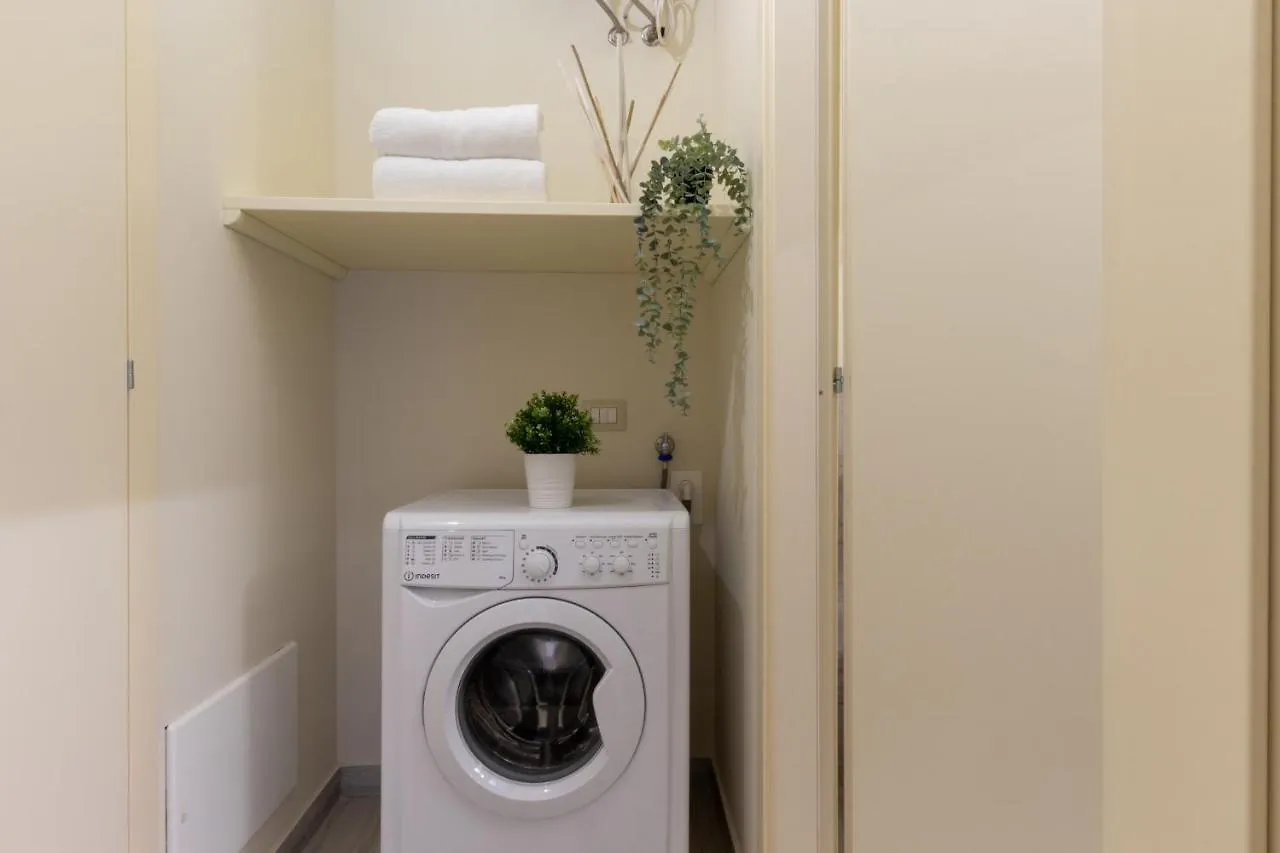 Studio Apartments Boutique Al Bastione Di Κάλιαρι