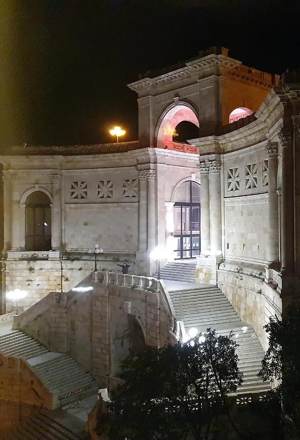 Studio Apartments Boutique Al Bastione Di Κάλιαρι