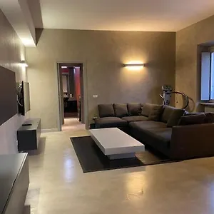 Spacious & Elegant Near Corso Como - Maroncelli Apartment Mailand