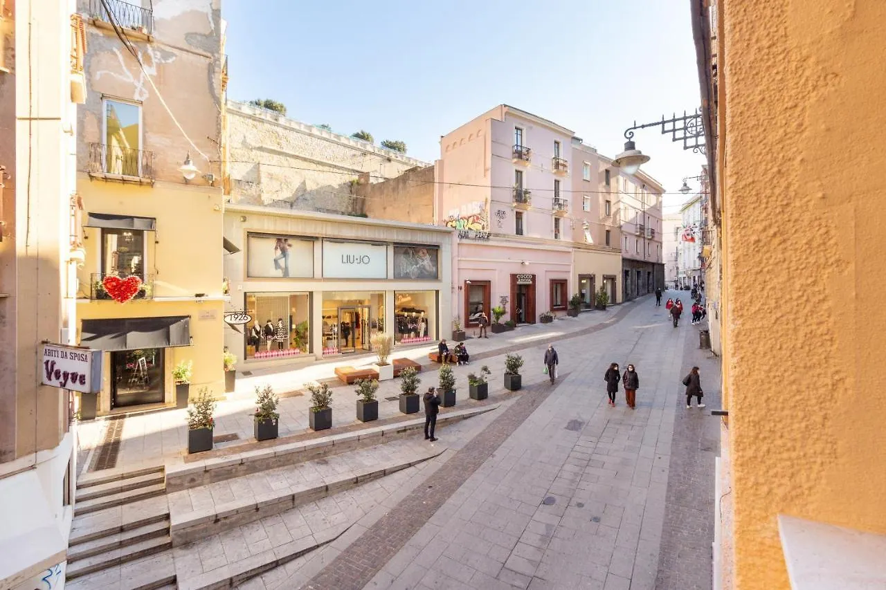 Studio Apartments Boutique Al Bastione di Cagliari Italia