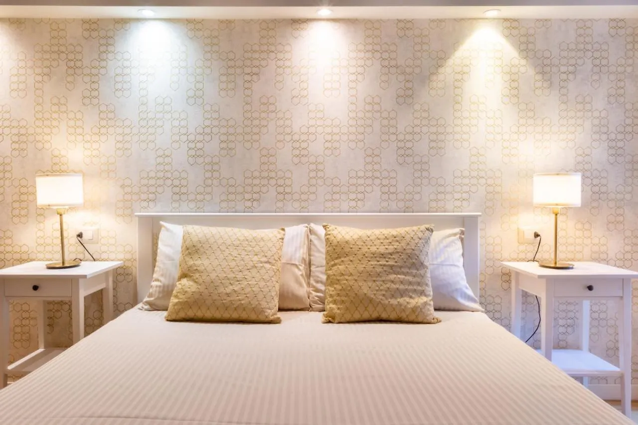 Studio Apartments Boutique Al Bastione di Cagliari 0*,